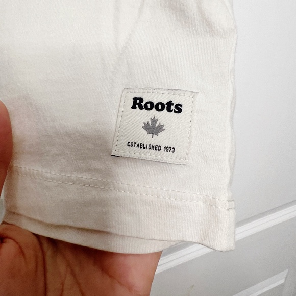 Roots Athletics Canada Ringer T-Shirt graphic Size Small White Cream - Picture 4 of 4